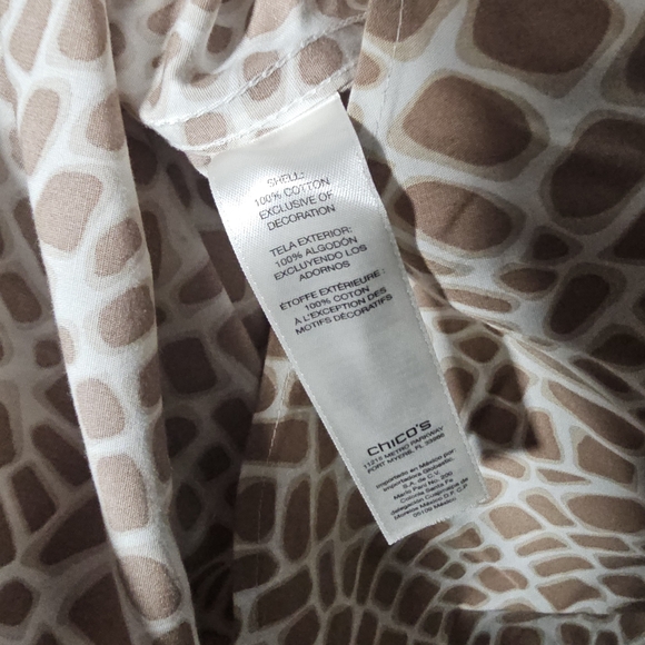 Chicos giraffe 3/4 sleeve button up size 3.5 XL 18 - Picture 8 of 10